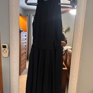 Elegant Black Sleeveless Dress